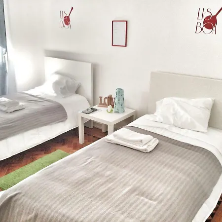 Lisbonrooms4u (adults Only) בית הארחה