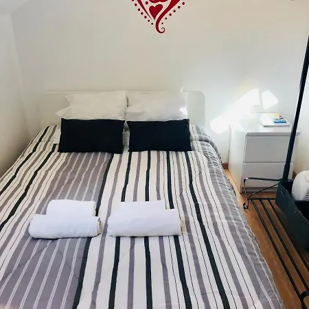 Lisbonrooms4u (adults Only) ליסבון