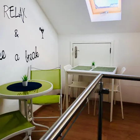Lisbonrooms4u (adults Only) 3* Lissabon